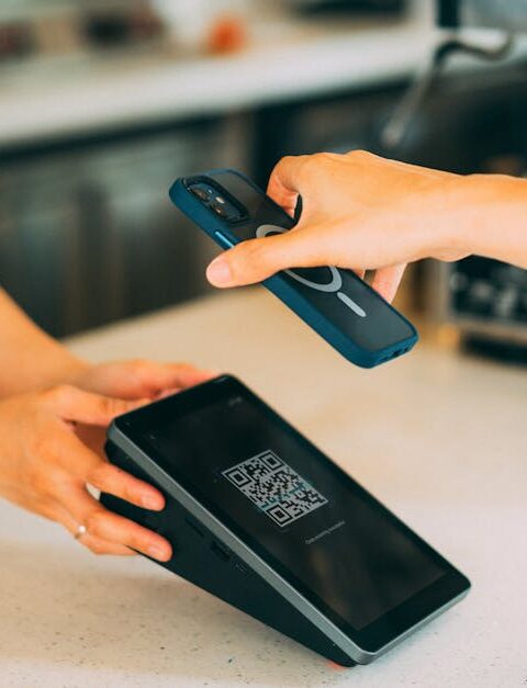 Dijital Baskı Kartvizitler: NFC ve QR Entegrasyonuyle Ambalaj & Etiket Uyumunu Sağlama