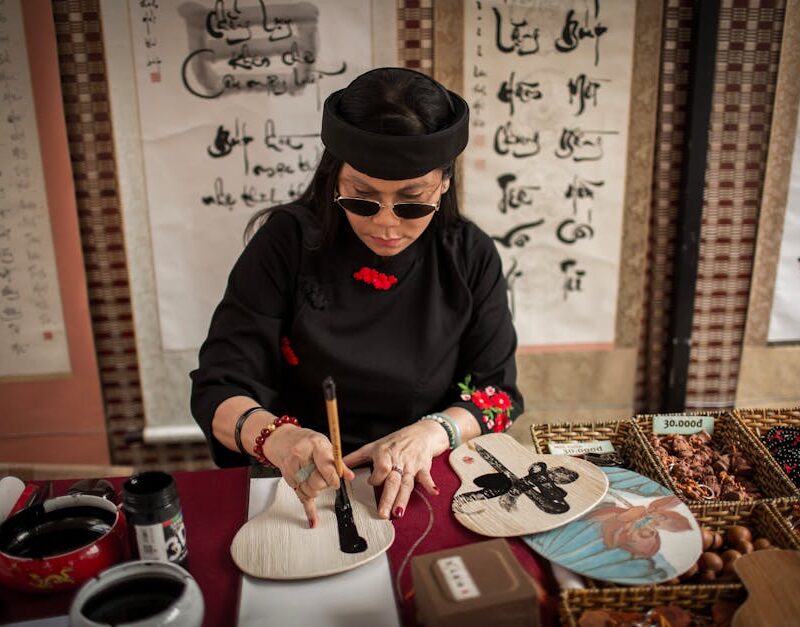 Dijital Baskıda Metalik Folyo İşlemleri: Kartvizit Rehberi ve Ambalaj İçin Bütçe Planı