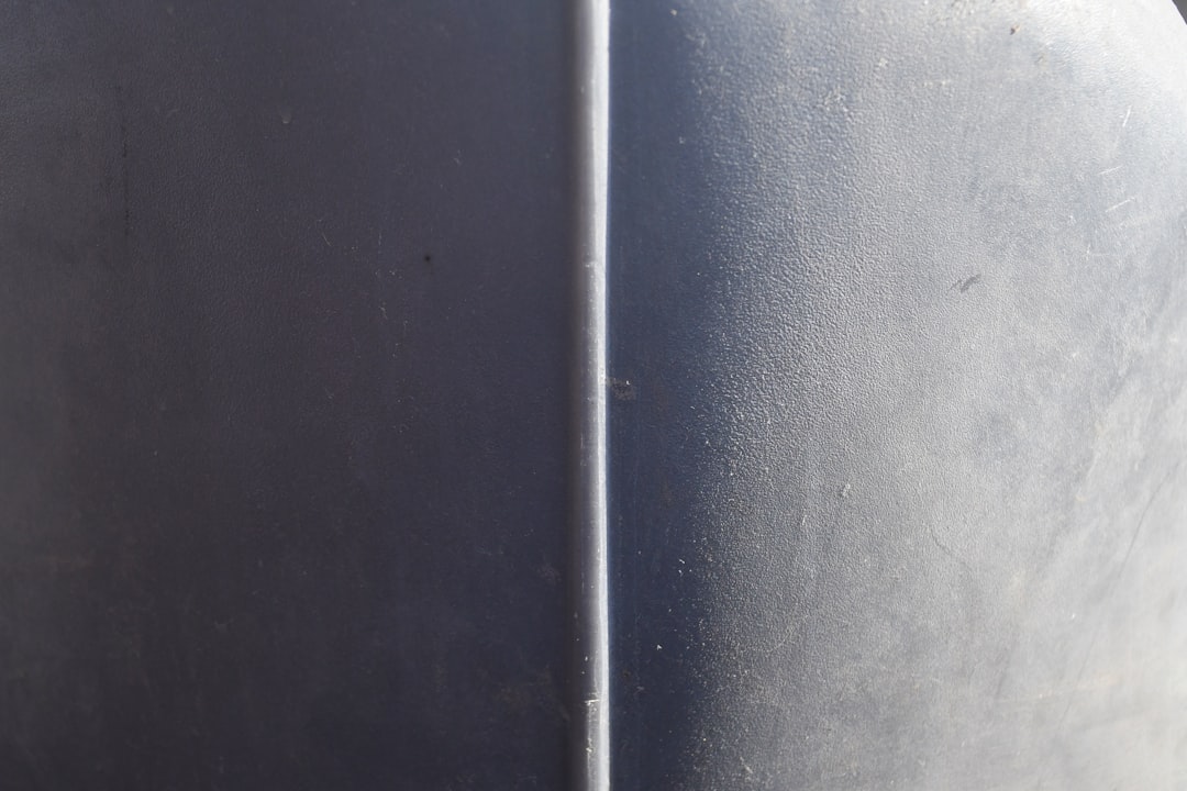 Etiket yüzey kaplama etkisini gösteren yakın çekim