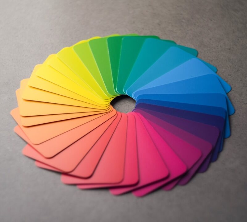 Dijital Baskı Kartvizit Renk Doğruluğu: Bütçe Dostu Yöntemler