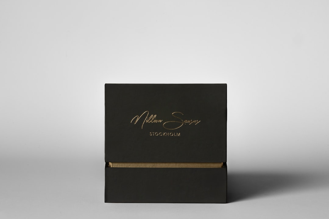 Ambalaj üzerinde kabartma örneği